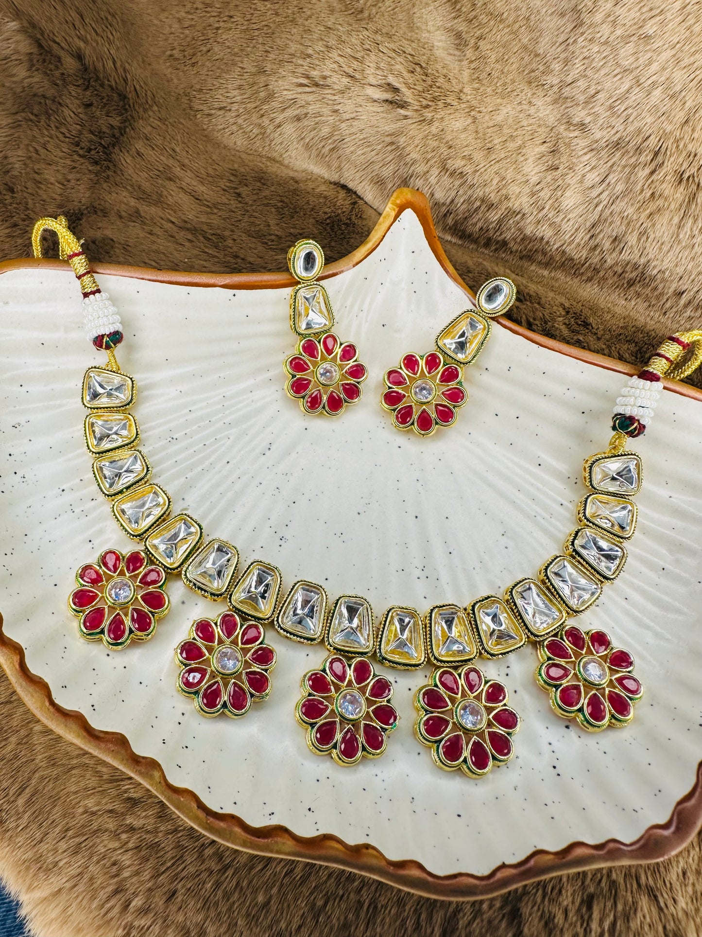 HeyBae Kundan Red Flower Necklace Set with Earrings – Ethnic Bridal Jewellery