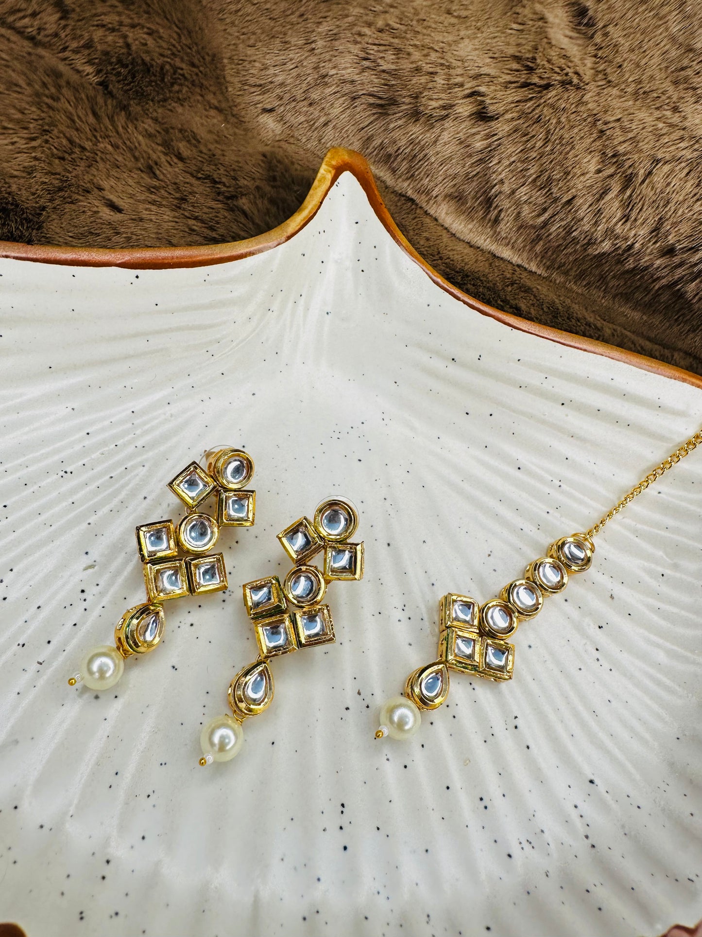 HeyBae Gold-Plated Kundan & Pearl Necklace Set – Ethnic Jewellery for Women