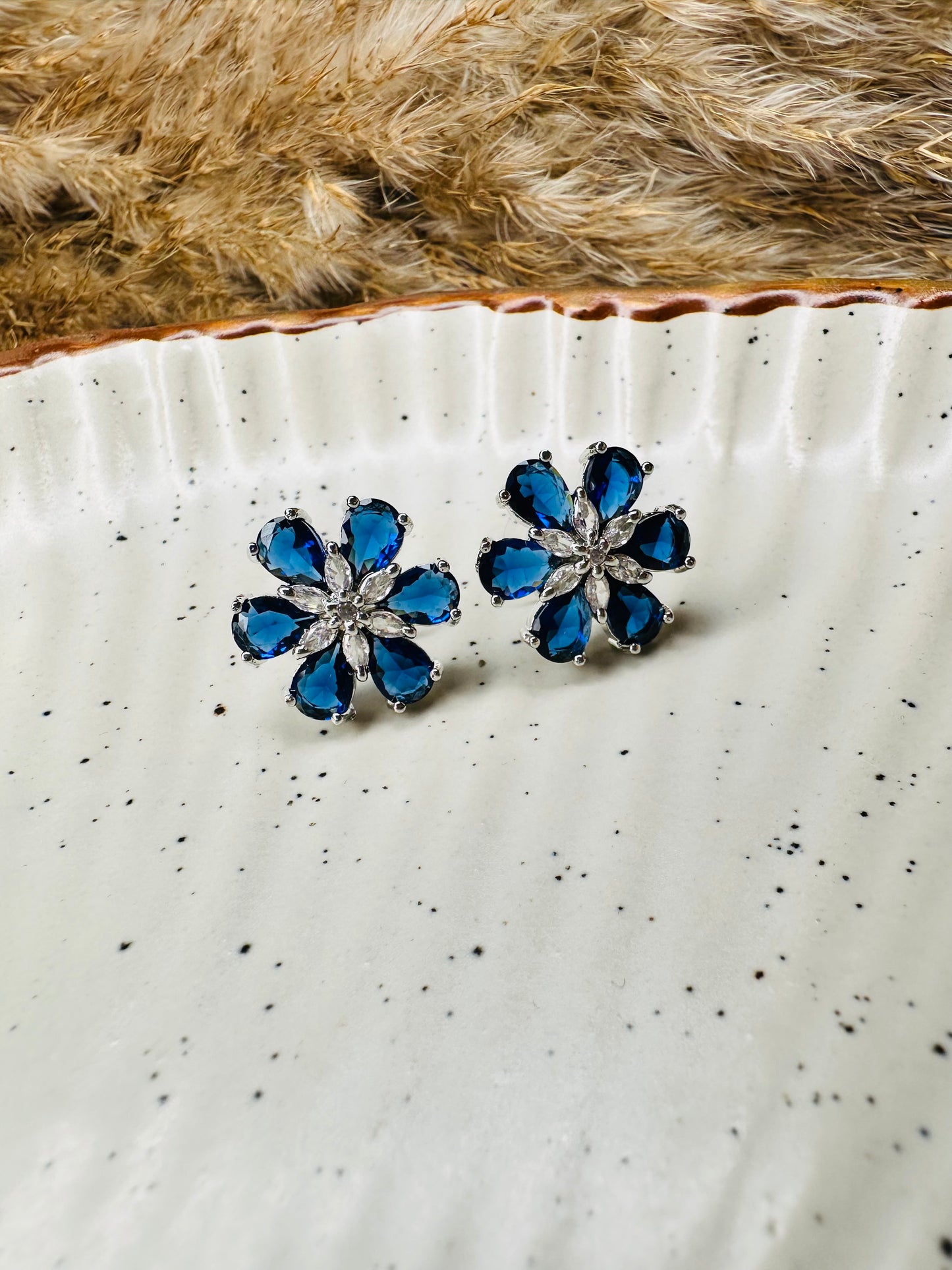 HeyBae Elegant AD Stone Flower Earrings