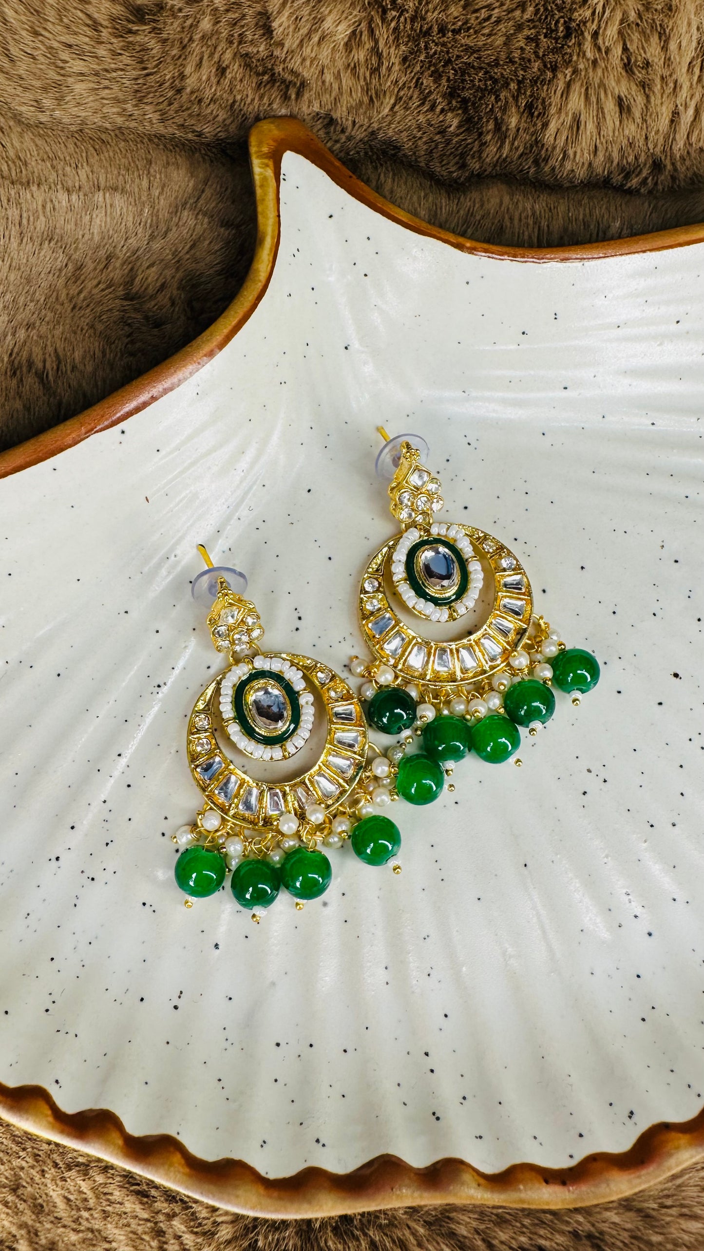 HeyBae Ethnic Kundan Green Necklace Set with Earrings