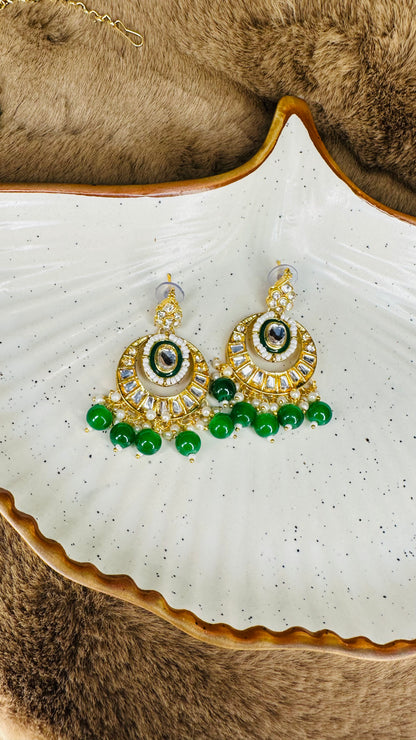 HeyBae Ethnic Kundan Green Necklace Set with Earrings