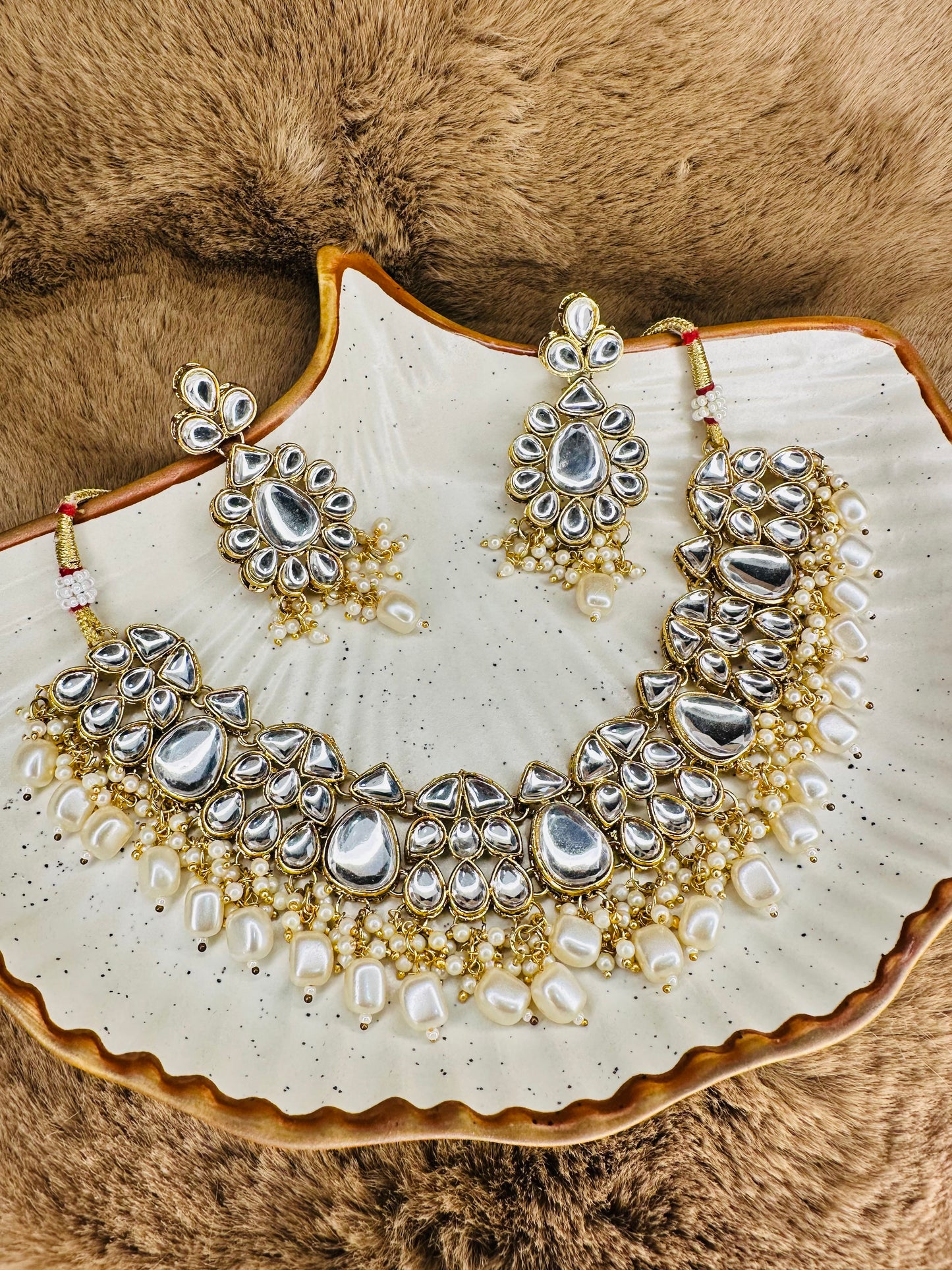 HeyBae Ethnic White Kundan & Pearl Necklace Set with Earrings