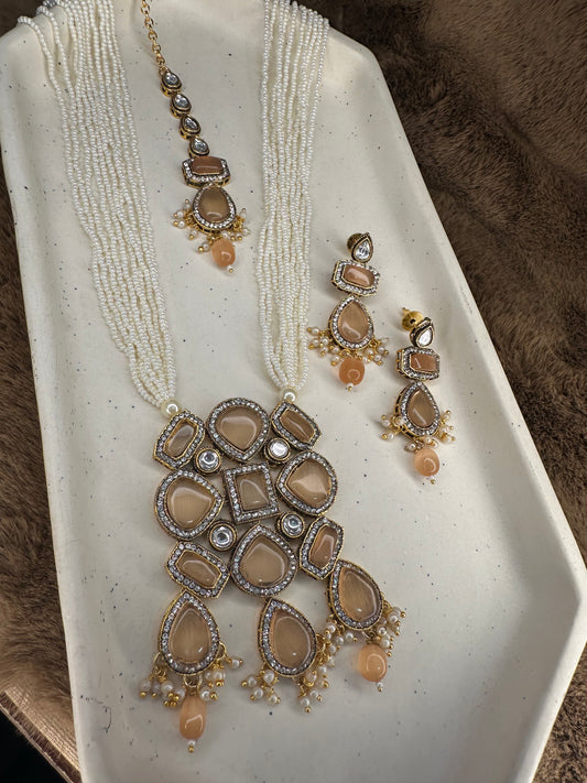 Beige Multi Stone Kundan Pearl Rani Haar Set