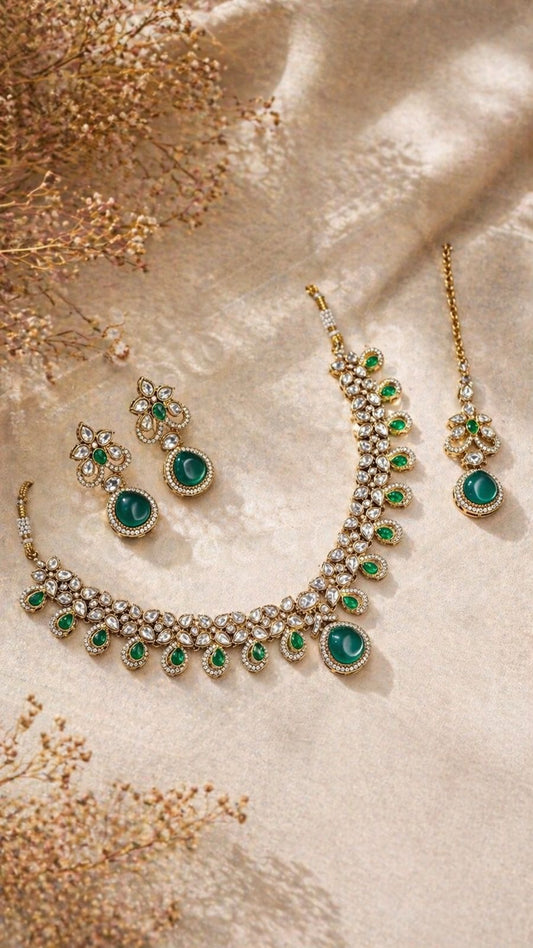 Hey Bae  Emerald Royale Kundan Bridal Jewelry Set