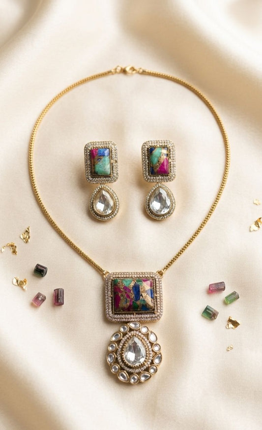 Hey Bae Aurora Mosaic Pendant Necklace Set