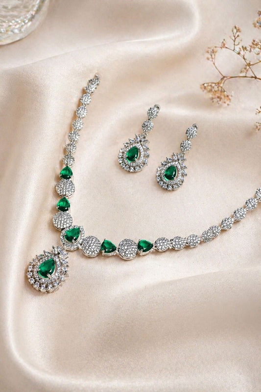 Elara Emerald Set