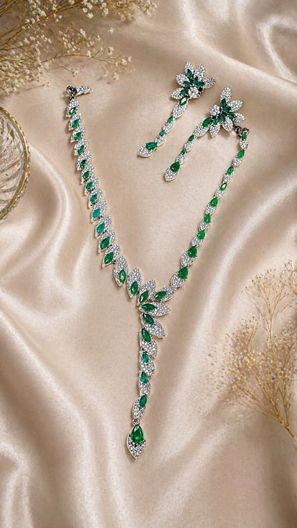 Emerald Elegance Necklace Set