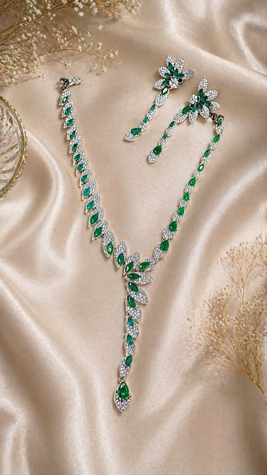 Emerald Elegance Necklace Set