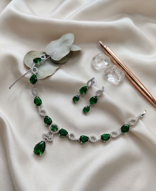 Meher Emerald Luxe Set