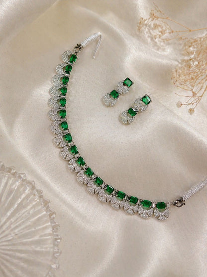 Amora Emerald Set