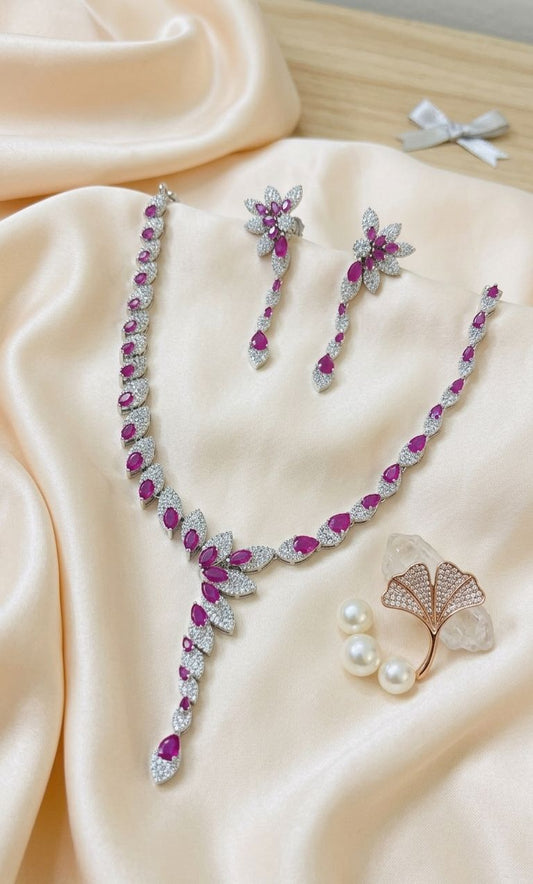 Fuchsia Bloom Lariat Set