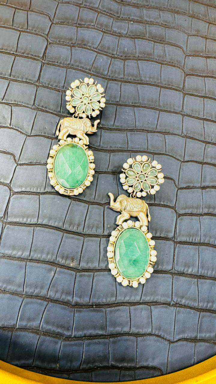 Gajraani Drops Earings