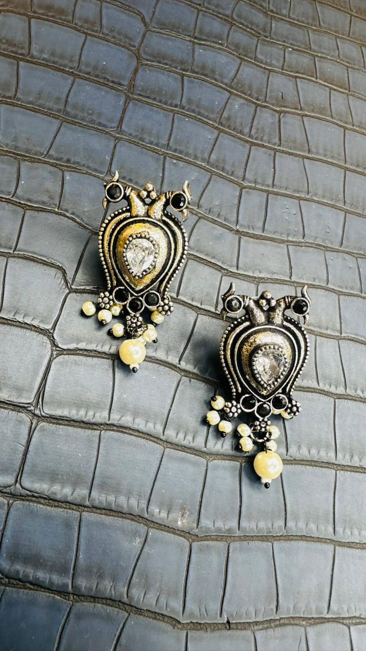 Pearl Grove Earrings