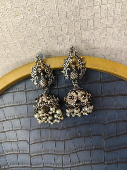 Noor-e-Mayur Jhumkas