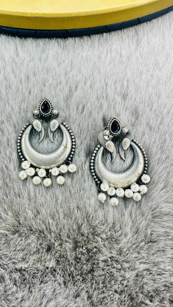 Heer Noor Earrings