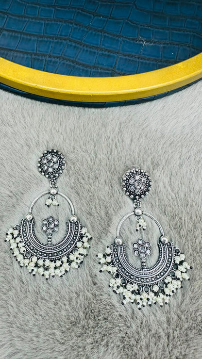 Saanjh Chandbalis Earings