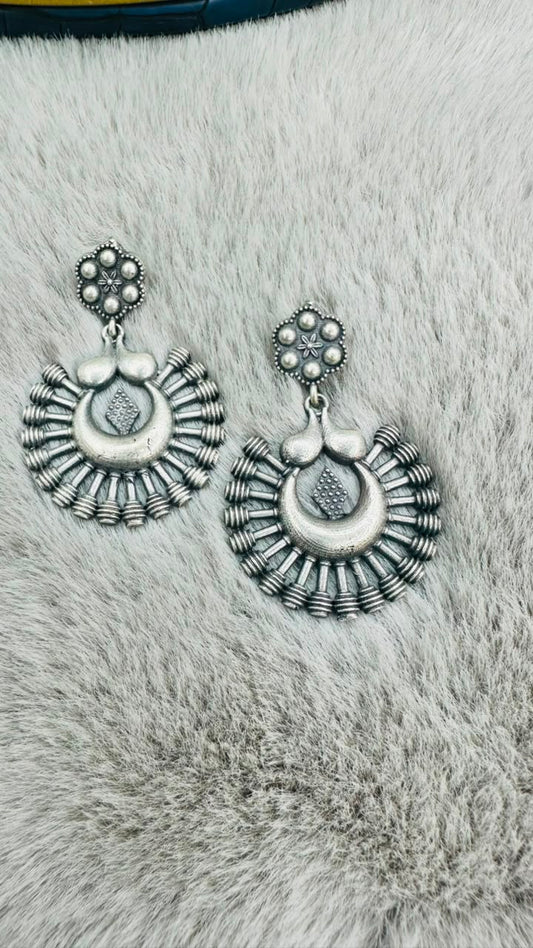 Aarohi Heritage Chandbalis