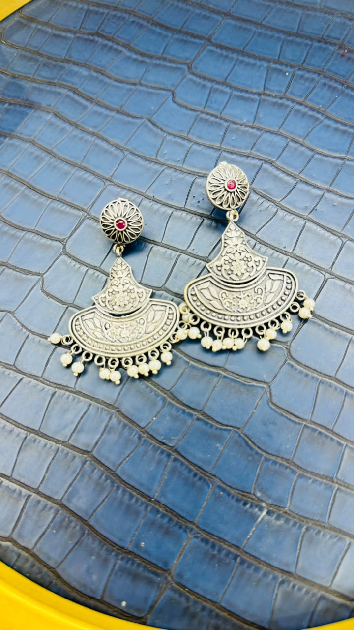 Sitara Oxidised Chandbalis