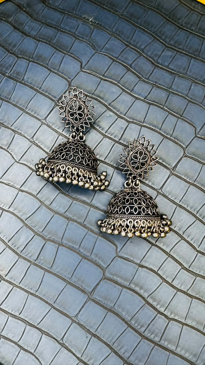 Gulnaar Jhumkas