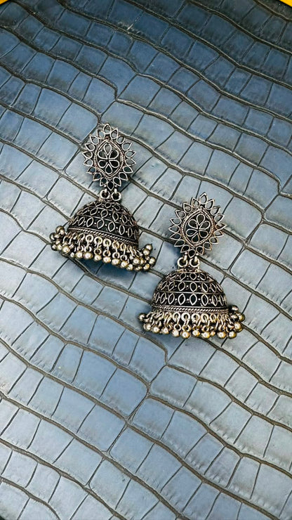 Gulnaar Jhumkas