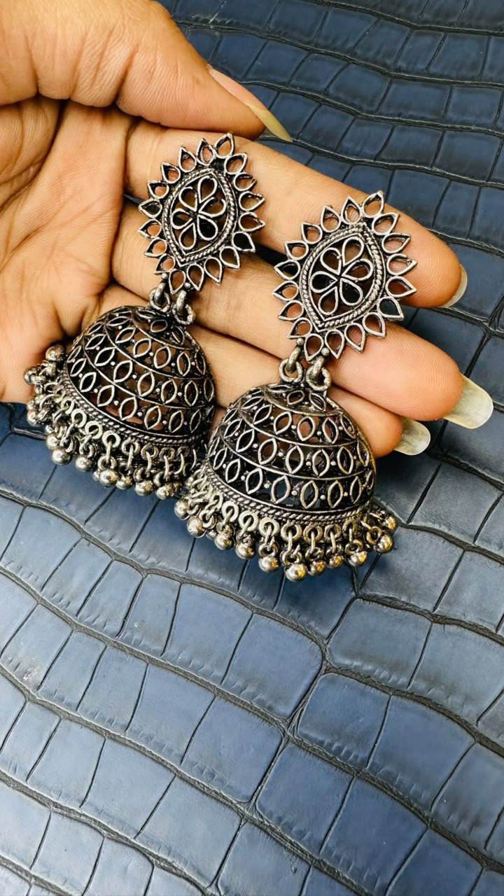 Gulnaar Jhumkas