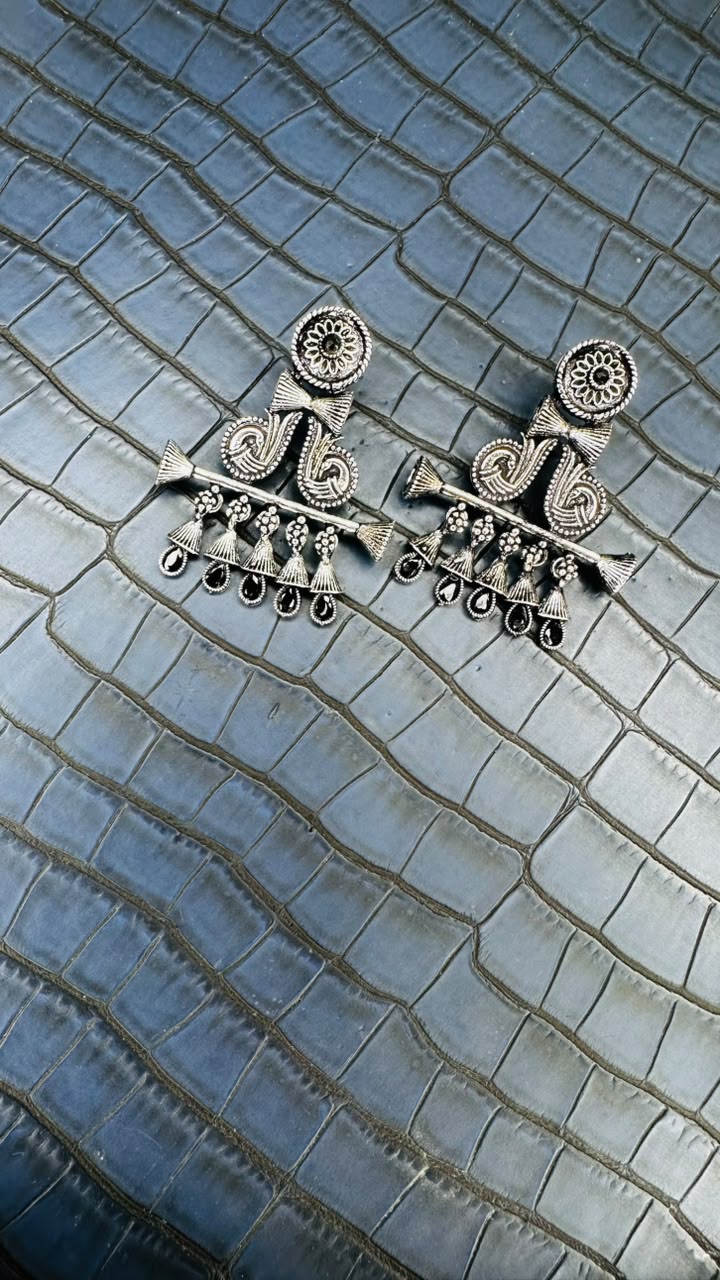 Raahi Oxidised Drops