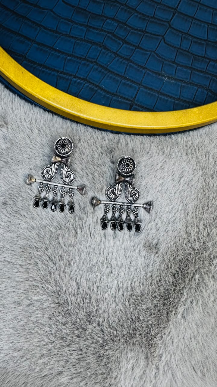 Raahi Oxidised Drops