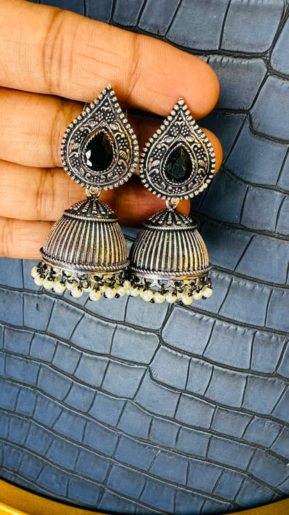 Hasti Noor Jhumkas
