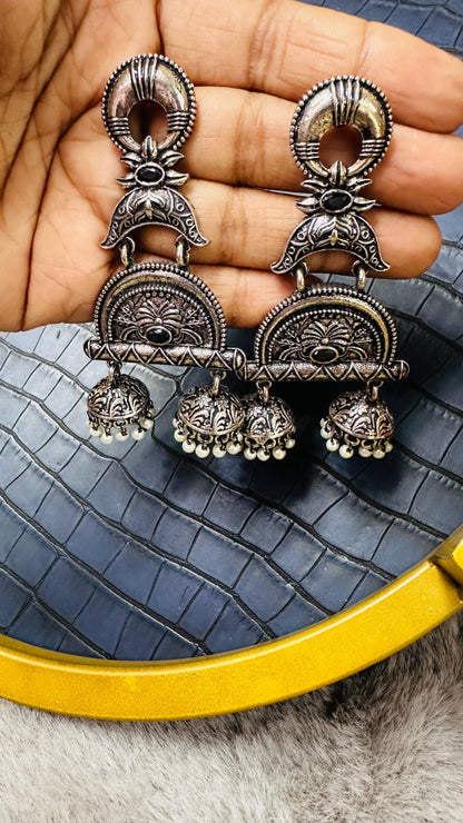 Shyaamika Jhumkis