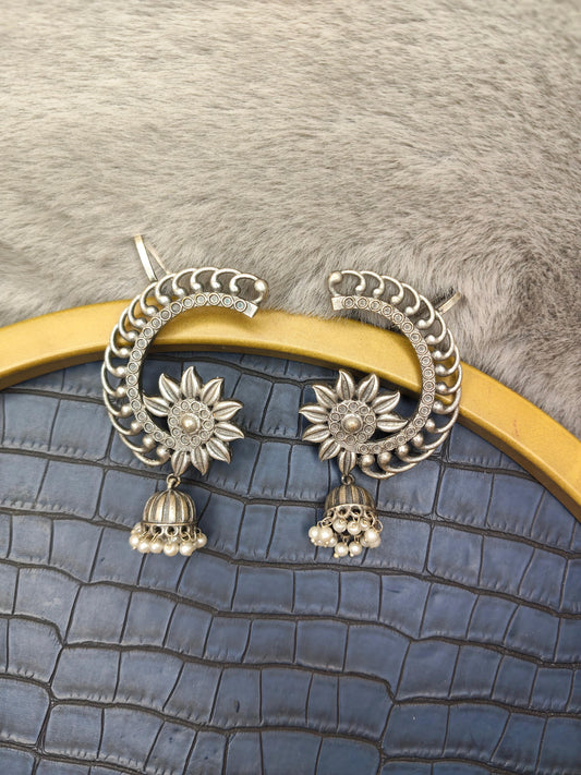 Surya Noor Ear Cuff
