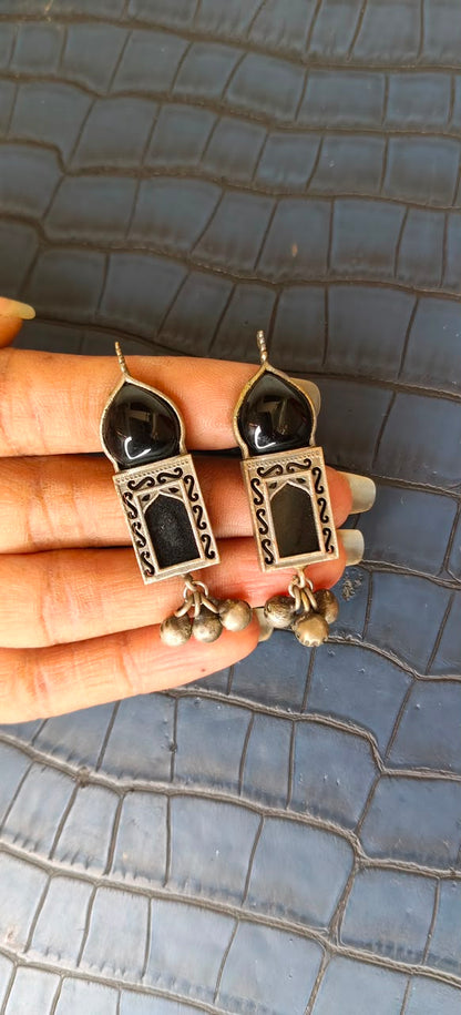 Noor Darwaaza Earrings