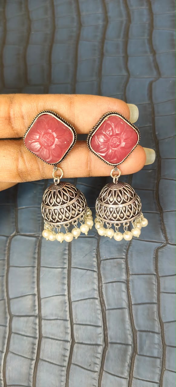 Gulnaar Pearl Jhumkis