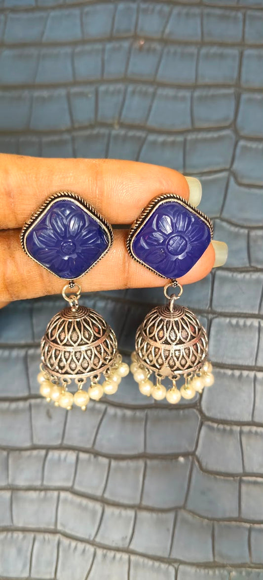 Gulnaar Pearl Jhumkis