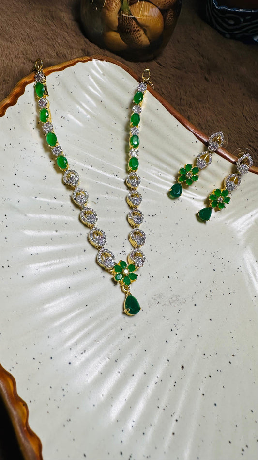 Gulnaar Emerald Necklace Set