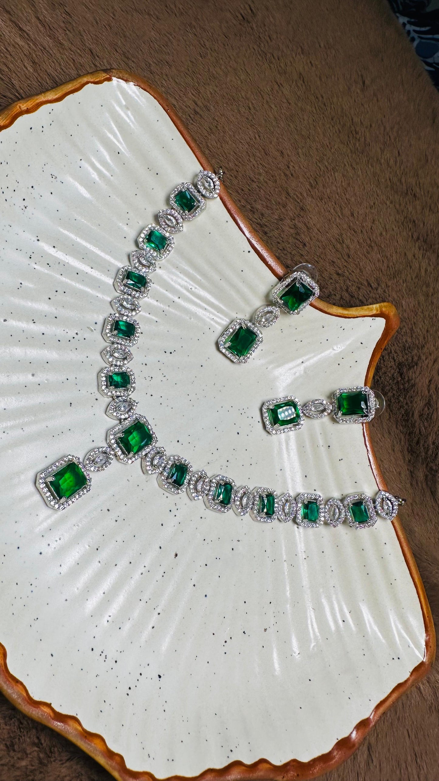 Zara Noor Necklace Set