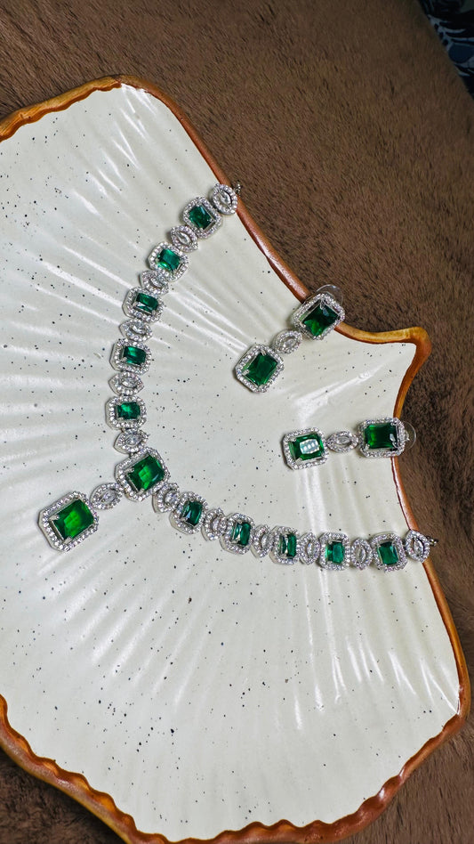 Zara Noor Necklace Set