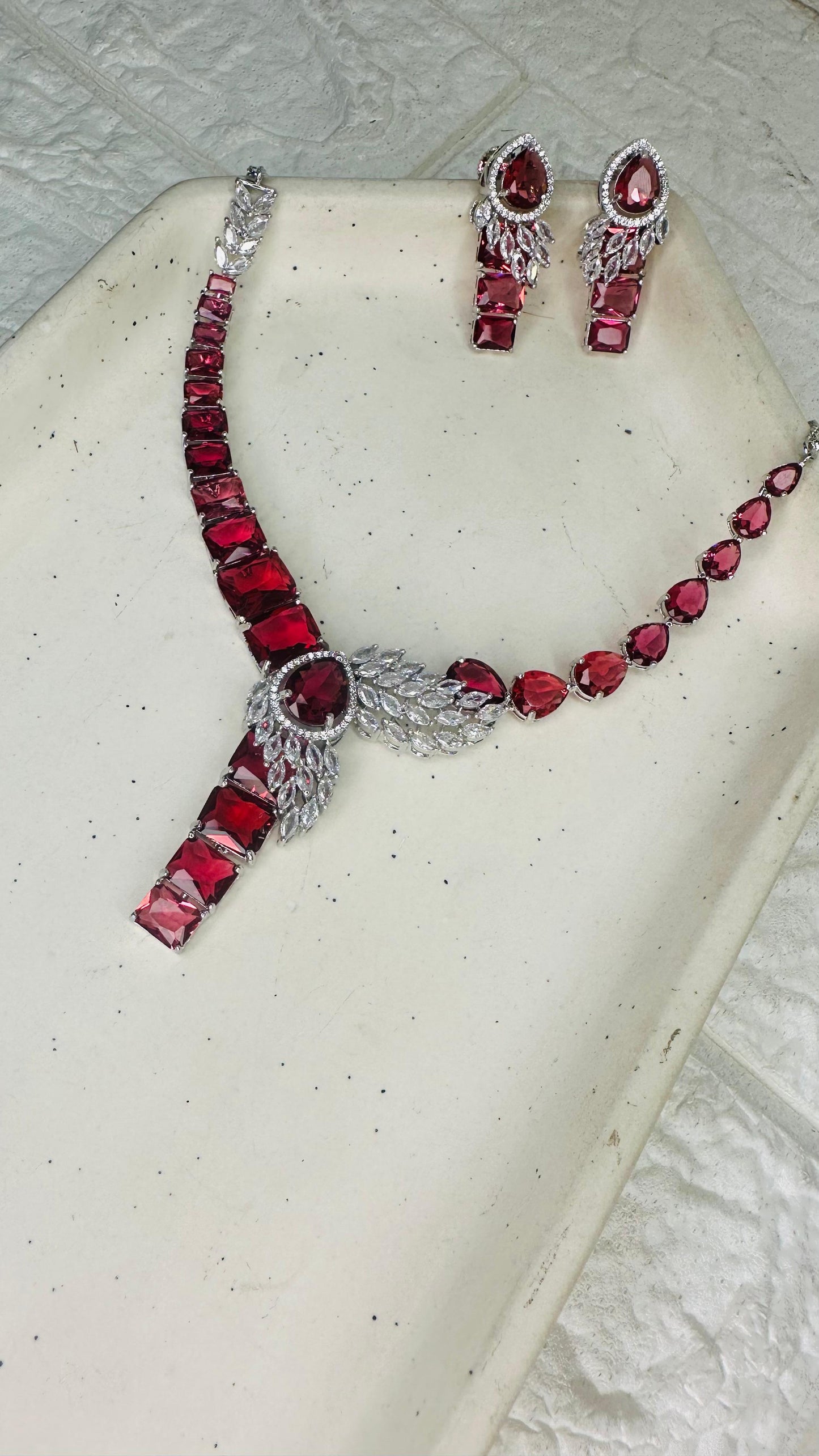 Crimson Royale Necklace Set