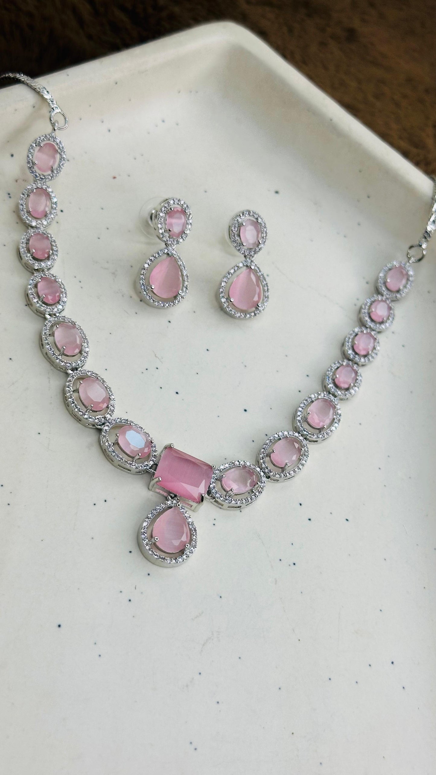 Blush Royale Necklace Set