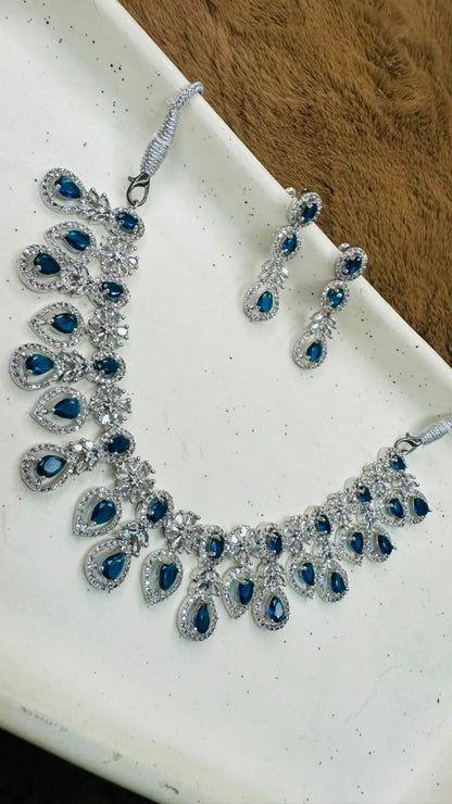 Azure Teardrop Royale Necklace Set