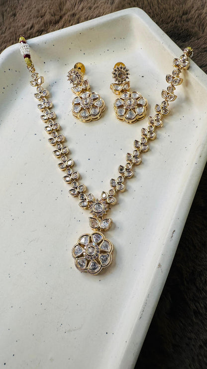 Hey Bae Noor Blossom Moissanite Necklace Set