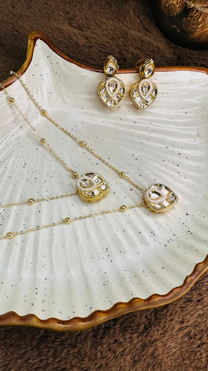 Hey Bae Noor Kundan Heart Set