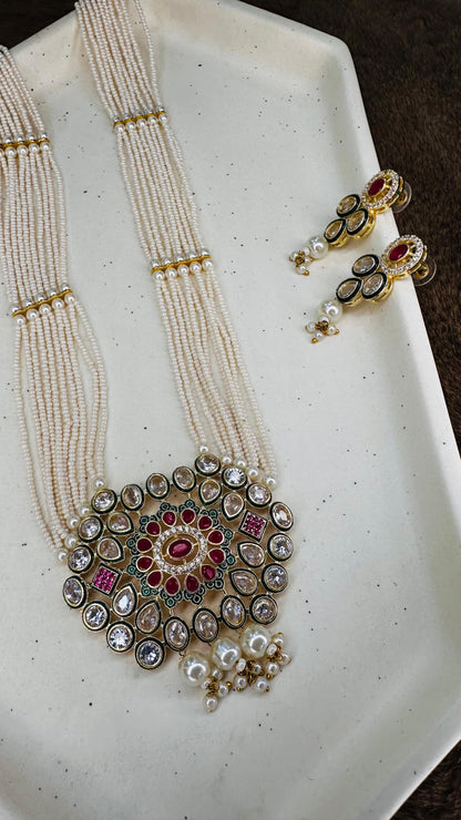 Hey Bae Maharani Pearl Kundan Necklace Set