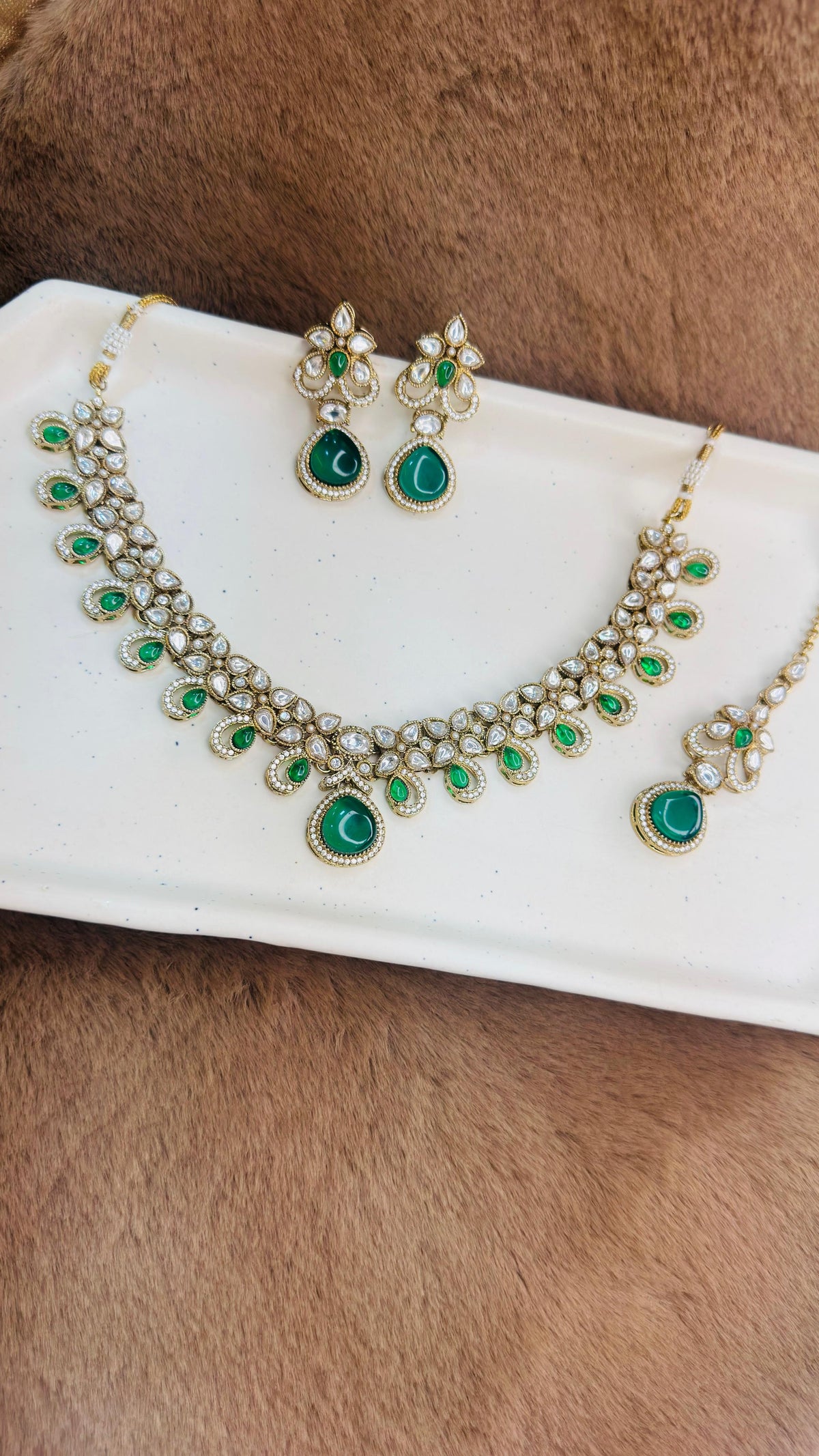 Hey Bae  Emerald Royale Kundan Bridal Jewelry Set