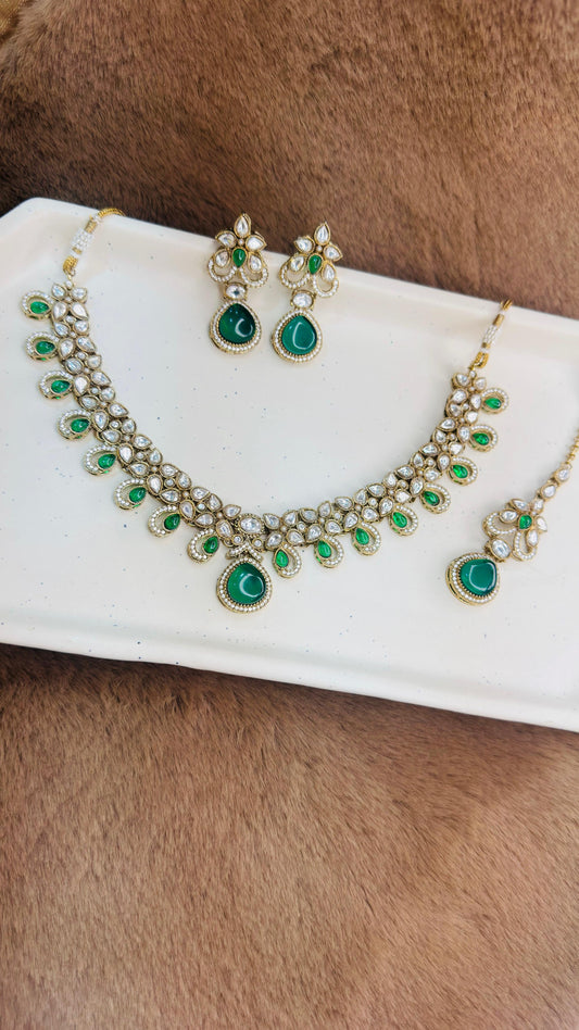 Hey Bae  Emerald Royale Kundan Bridal Jewelry Set