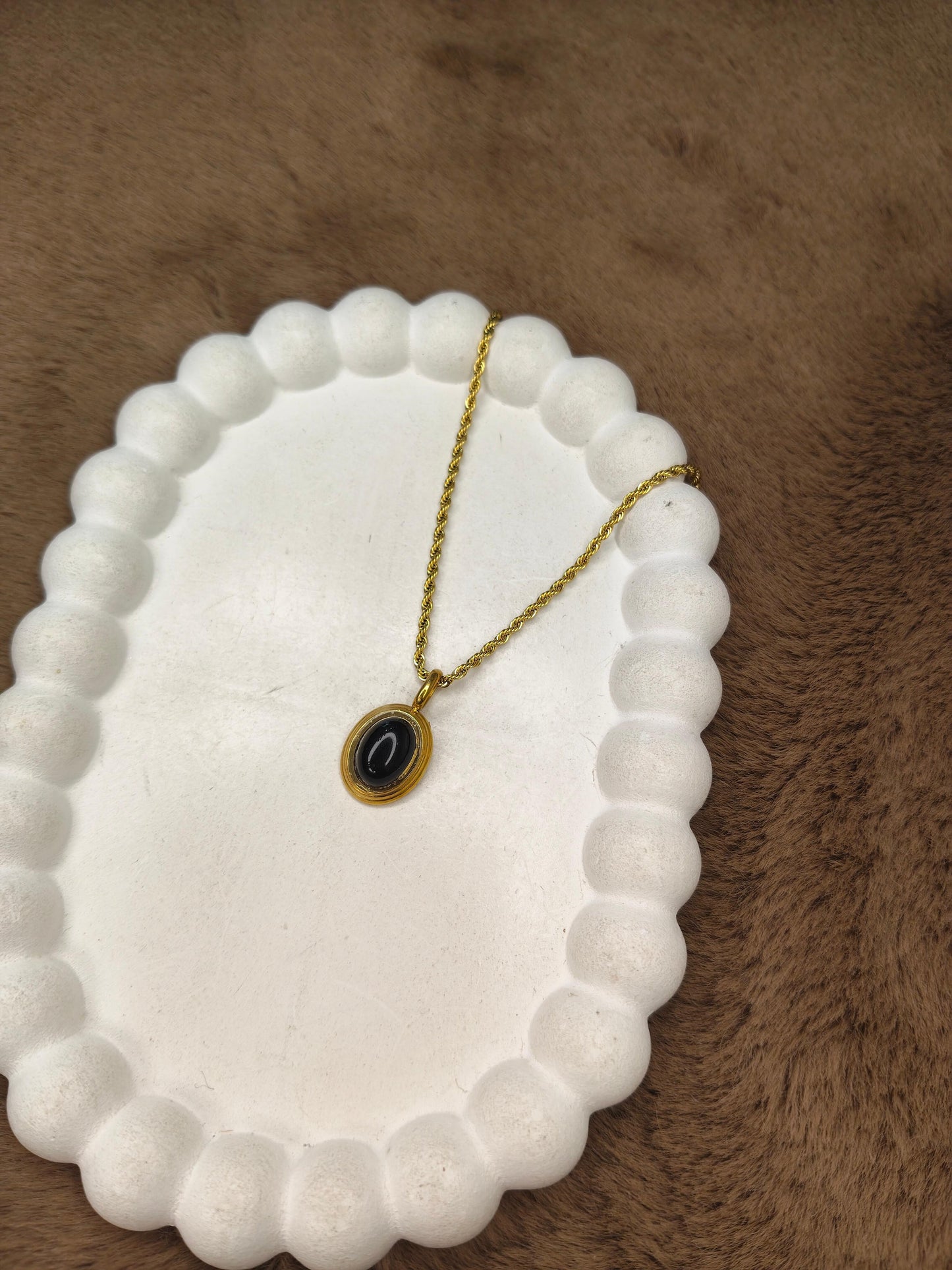 Midnight Noir Oval Pendant