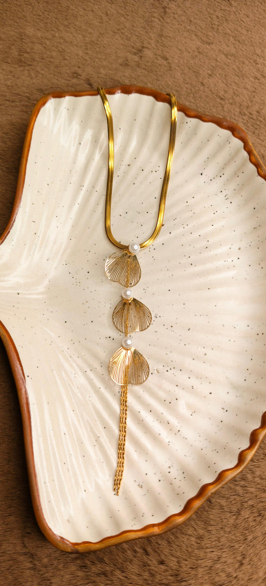 Pearl Shell Cascade Necklace