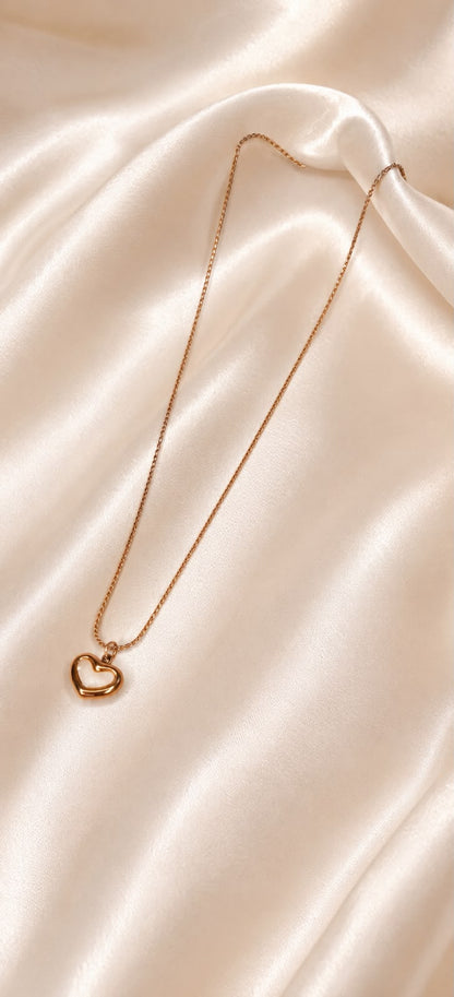 Rose Gold Heart Outline Necklace