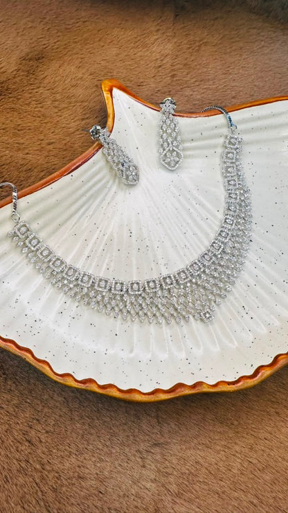 Royal Cascade Choker Necklace Set