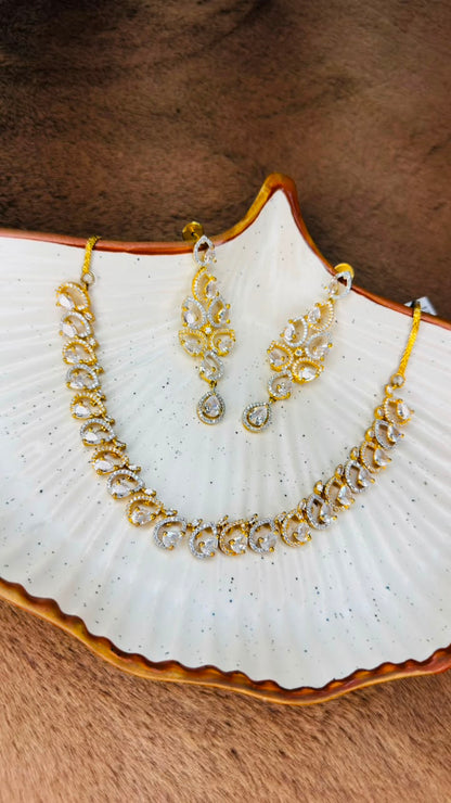 Zareen Teardrop Crystal Necklace Set