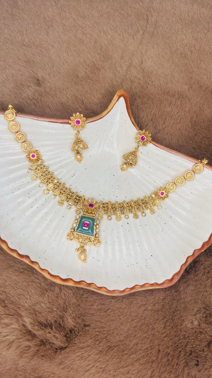 Mahira Heritage Necklace Set